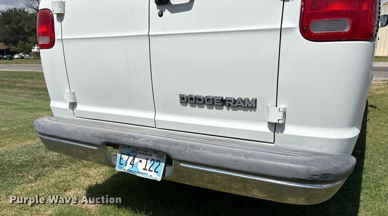image for item EM0596 1994 Dodge Ram Wagon 350  van