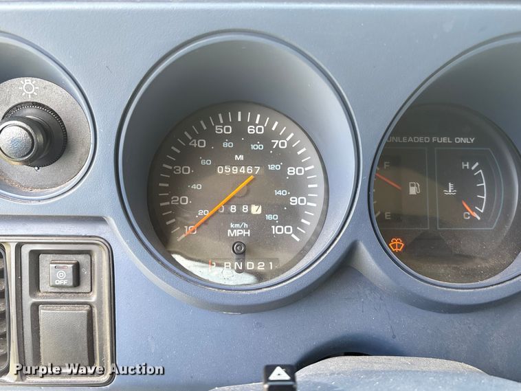 image for item EM0596 1994 Dodge Ram Wagon 350  van