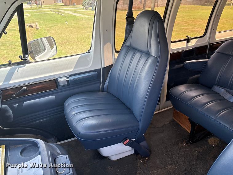 image for item EM0596 1994 Dodge Ram Wagon 350  van