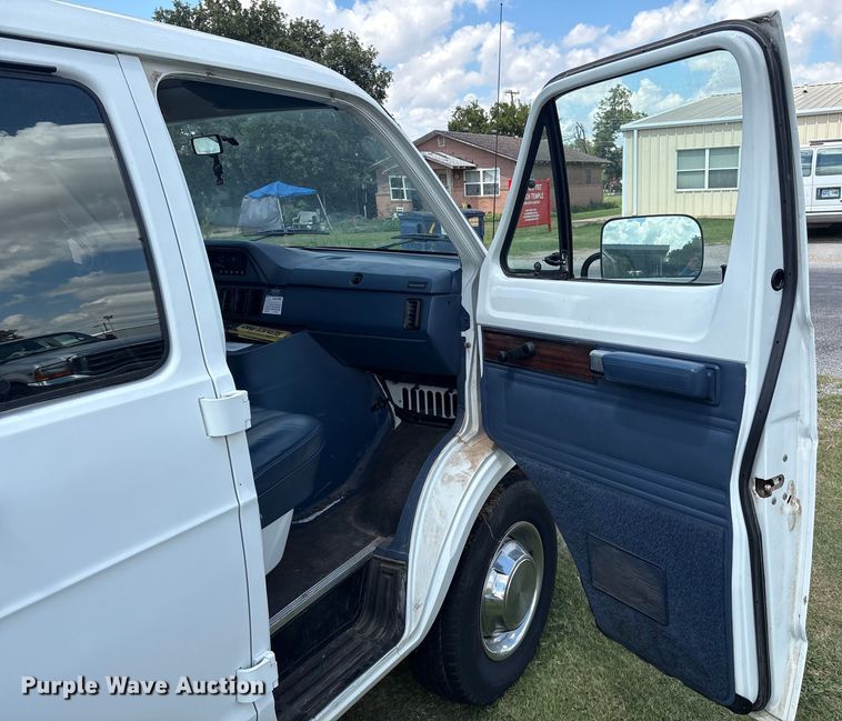 image for item EM0596 1994 Dodge Ram Wagon 350  van