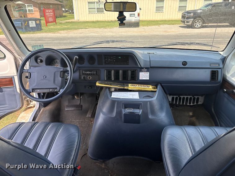 image for item EM0596 1994 Dodge Ram Wagon 350  van