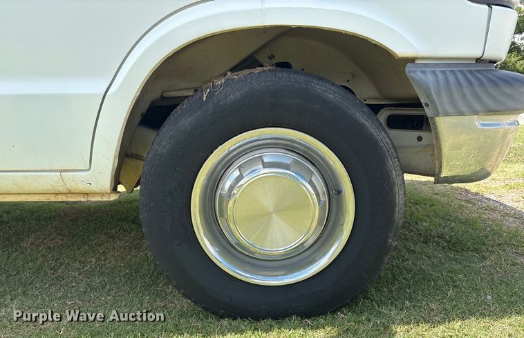 image for item EM0596 1994 Dodge Ram Wagon 350  van