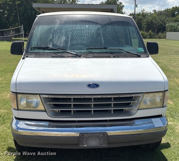 image for item EM0597 1993 Ford E350 handicap accessible van