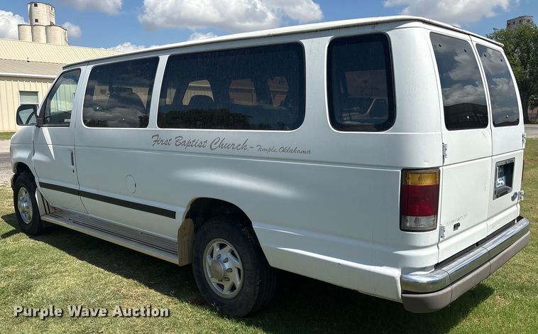 image for item EM0597 1993 Ford E350 handicap accessible van