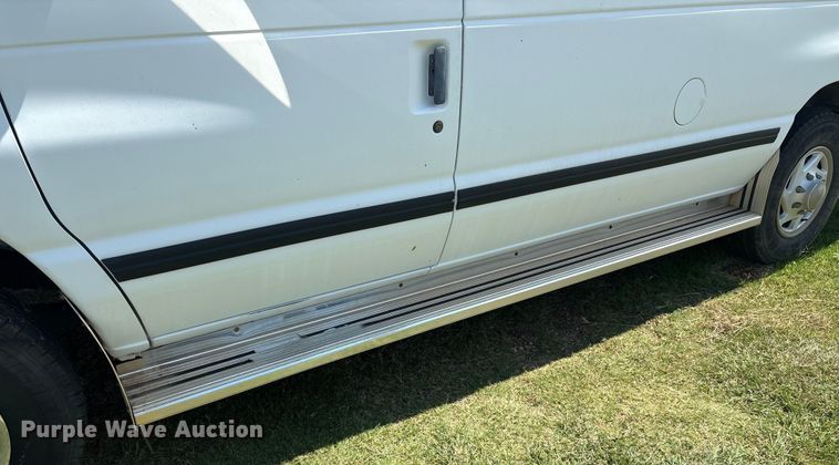 image for item EM0597 1993 Ford E350 handicap accessible van