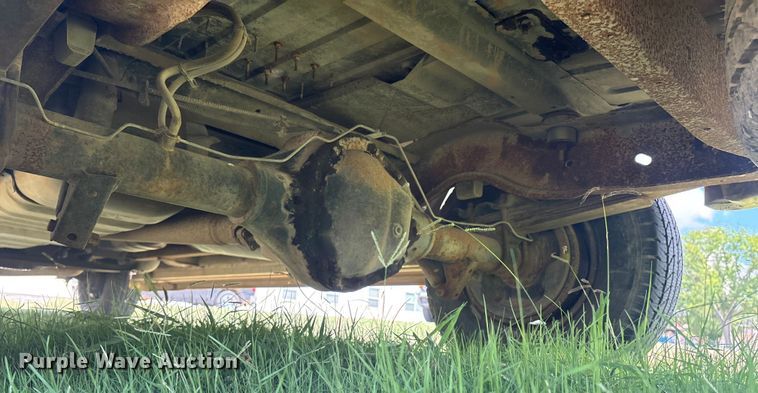 image for item EM0597 1993 Ford E350 handicap accessible van