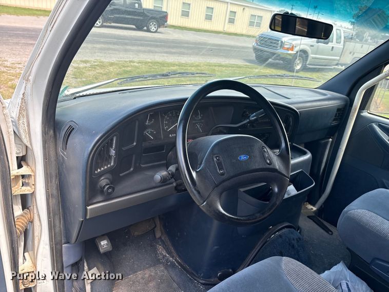 image for item EM0597 1993 Ford E350 handicap accessible van