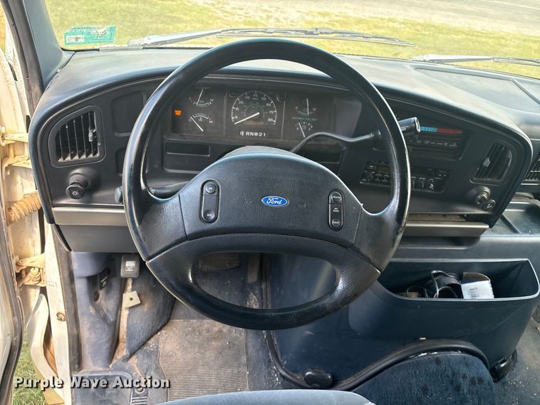 image for item EM0597 1993 Ford E350 handicap accessible van
