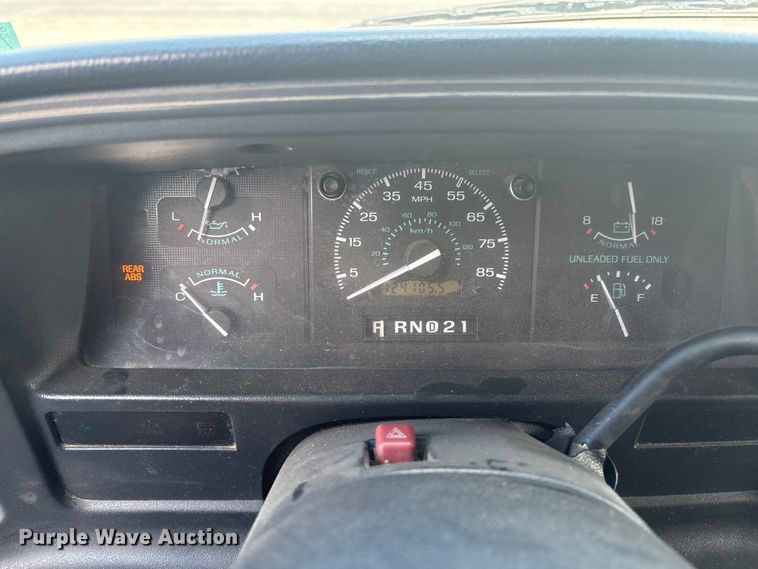 image for item EM0597 1993 Ford E350 handicap accessible van