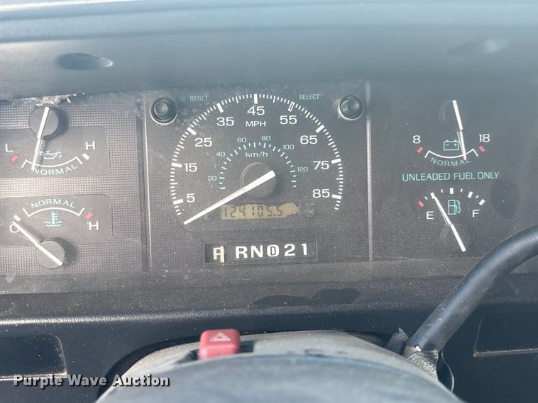 image for item EM0597 1993 Ford E350 handicap accessible van