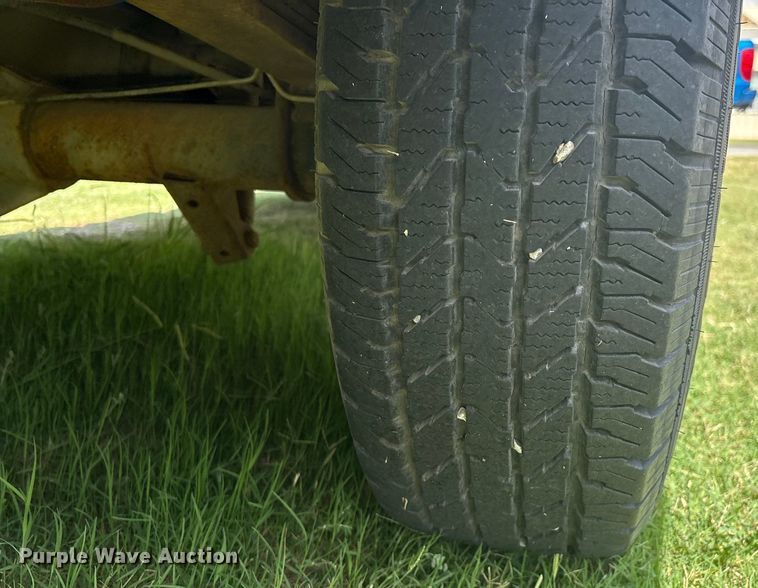 image for item EM0597 1993 Ford E350 handicap accessible van