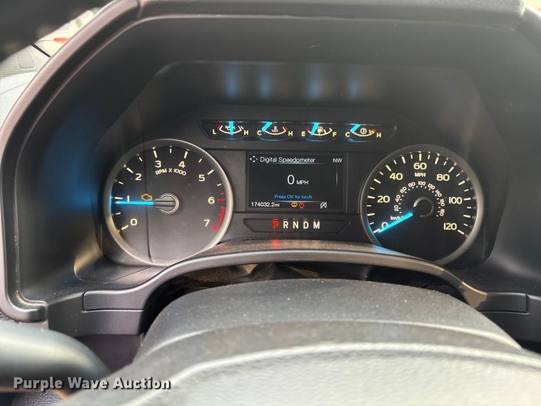 image for item EM0650 2019 Ford F150 XLT SuperCrew pickup truck