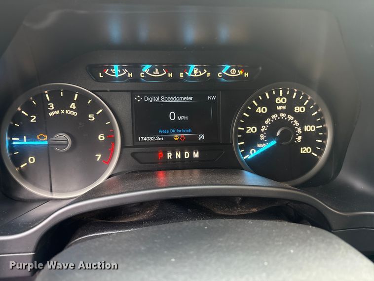 image for item EM0650 2019 Ford F150 XLT SuperCrew pickup truck