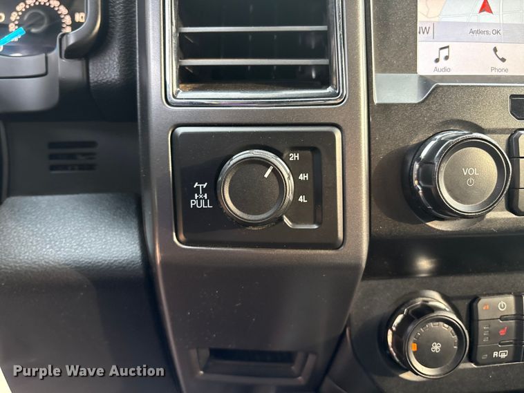 image for item EM0650 2019 Ford F150 XLT SuperCrew pickup truck