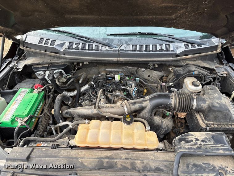 image for item EM0650 2019 Ford F150 XLT SuperCrew pickup truck