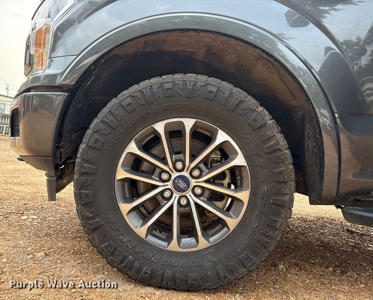 image for item EM0650 2019 Ford F150 XLT SuperCrew pickup truck