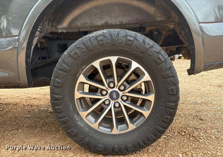 image for item EM0650 2019 Ford F150 XLT SuperCrew pickup truck