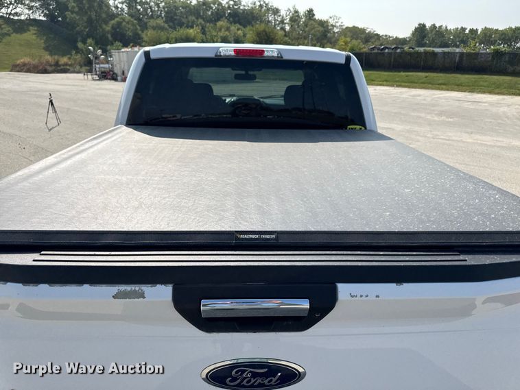 image for item EM2341 2020 Ford F150 SuperCrew pickup truck