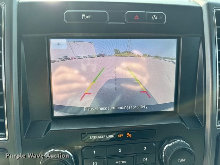 image for item EM2341 2020 Ford F150 SuperCrew pickup truck