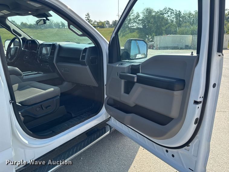 image for item EM2341 2020 Ford F150 SuperCrew pickup truck