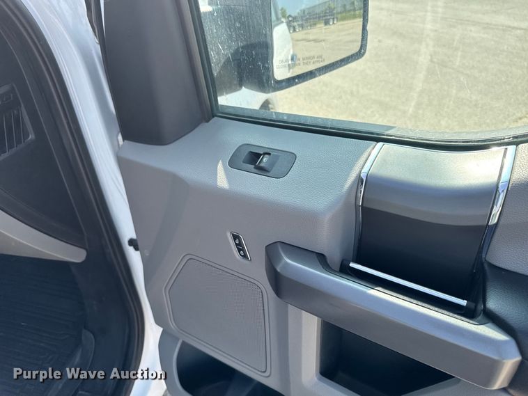 image for item EM2341 2020 Ford F150 SuperCrew pickup truck