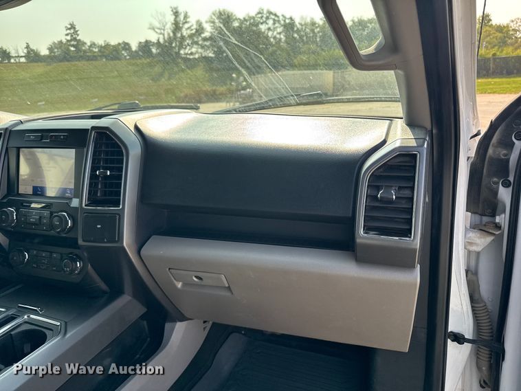 image for item EM2341 2020 Ford F150 SuperCrew pickup truck