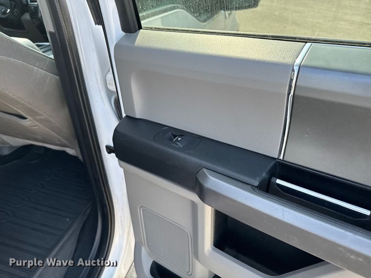 image for item EM2341 2020 Ford F150 SuperCrew pickup truck