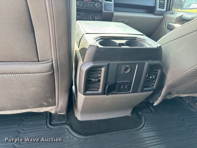 image for item EM2341 2020 Ford F150 SuperCrew pickup truck