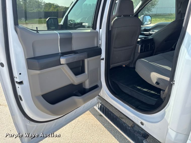 image for item EM2341 2020 Ford F150 SuperCrew pickup truck