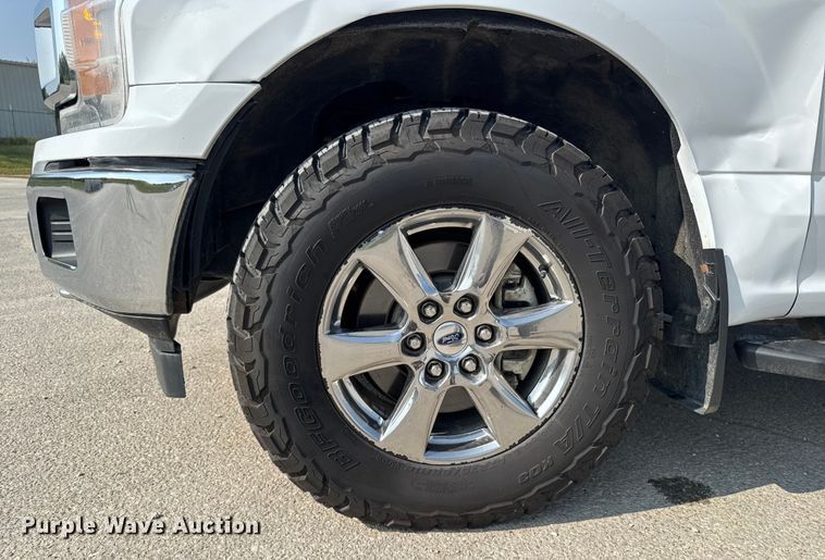 image for item EM2341 2020 Ford F150 SuperCrew pickup truck