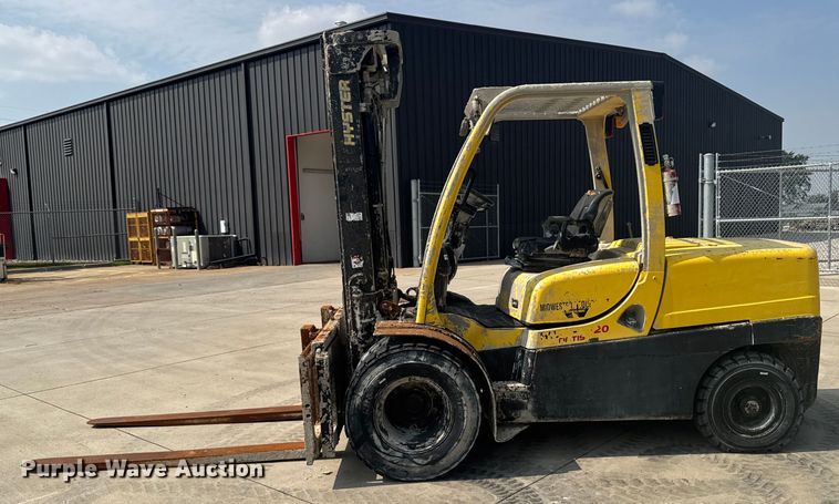 image for item EM2343 2013 Hyster H120FT forklift