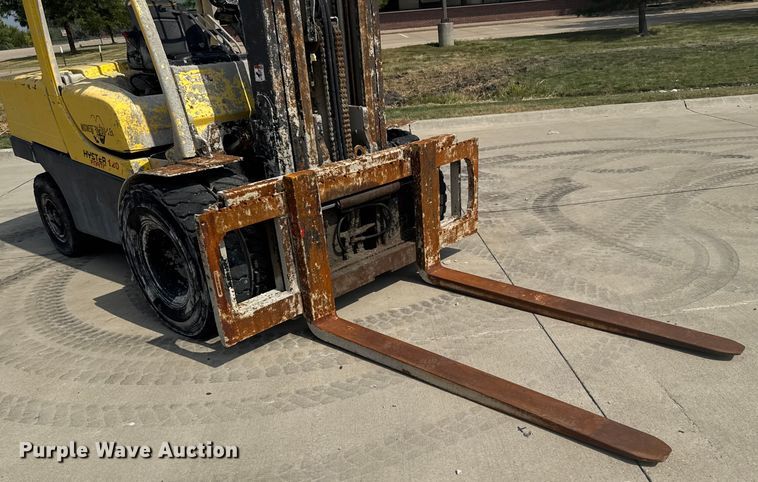 image for item EM2343 2013 Hyster H120FT forklift