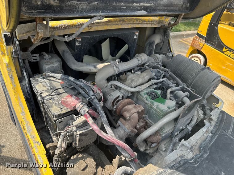 image for item EM2343 2013 Hyster H120FT forklift