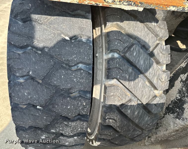 image for item EM2343 2013 Hyster H120FT forklift