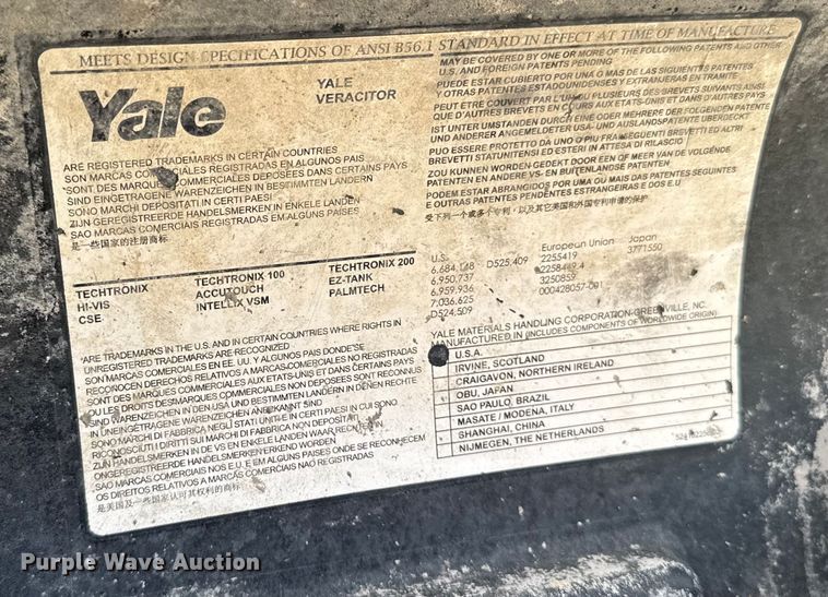 image for item EM2343 2013 Hyster H120FT forklift