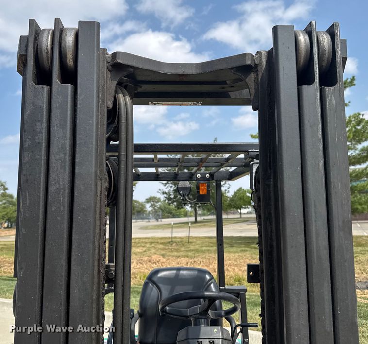 image for item EM2344 Mitsubishi FB20NT-AC forklift