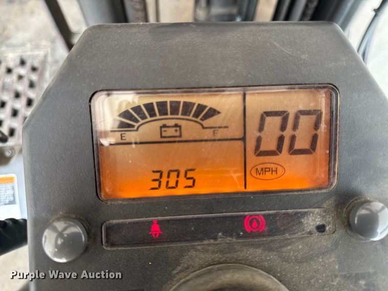 image for item EM2344 Mitsubishi FB20NT-AC forklift