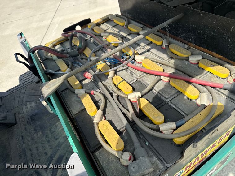 image for item EM2344 Mitsubishi FB20NT-AC forklift