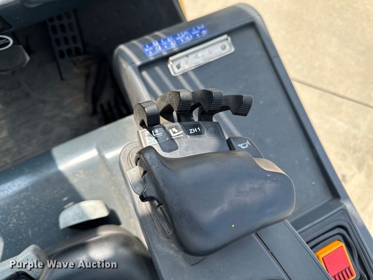 image for item EM2345 Caterpillar 2ET4000 forklift