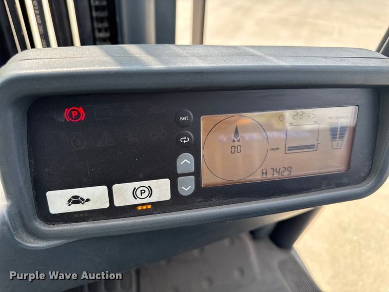 image for item EM2345 Caterpillar 2ET4000 forklift