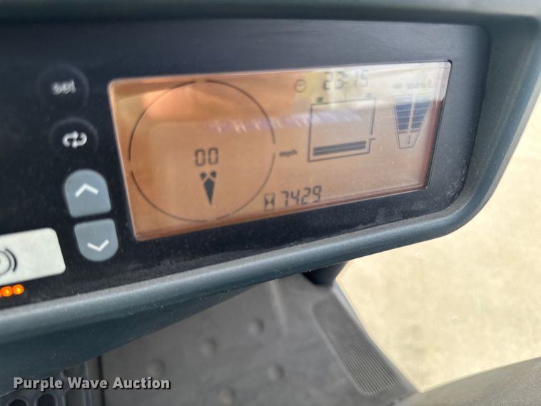 image for item EM2345 Caterpillar 2ET4000 forklift