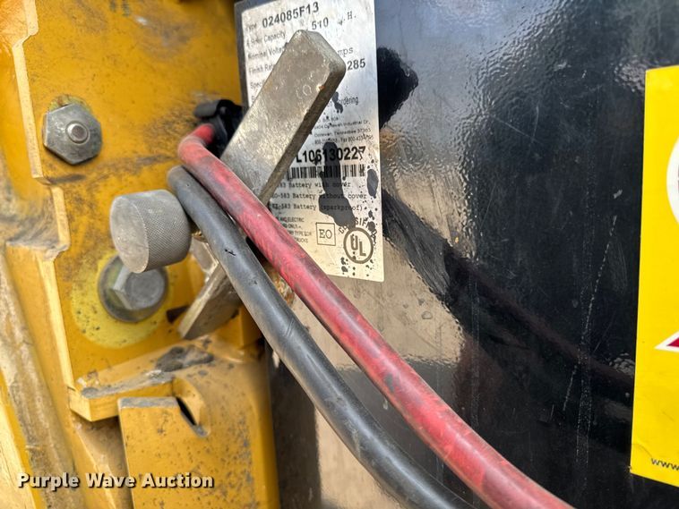 image for item EM2345 Caterpillar 2ET4000 forklift