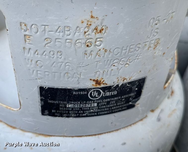 image for item EM2355 (7) LP tanks