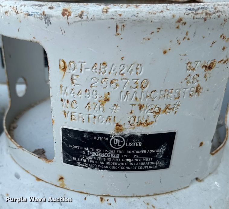 image for item EM2355 (7) LP tanks