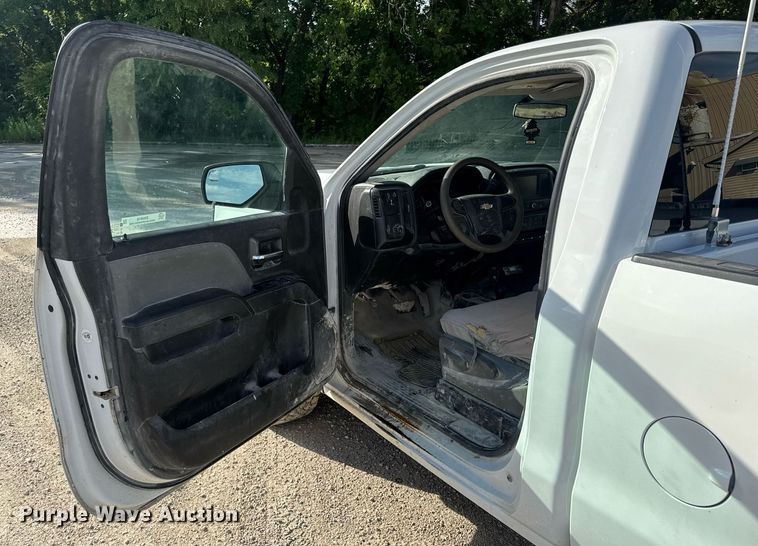 image for item EN4619 2018 Chevrolet Silverado 1500 pickup truck