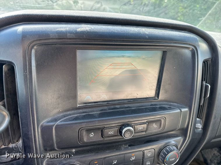 image for item EN4619 2018 Chevrolet Silverado 1500 pickup truck