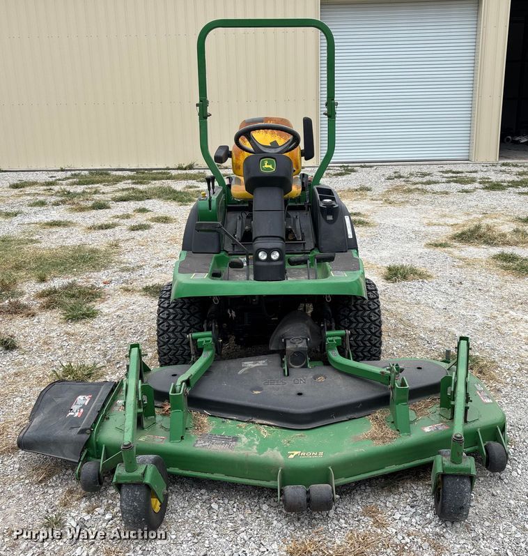 image for item EN5563 John Deere 1435 Series II 4WD lawn mower