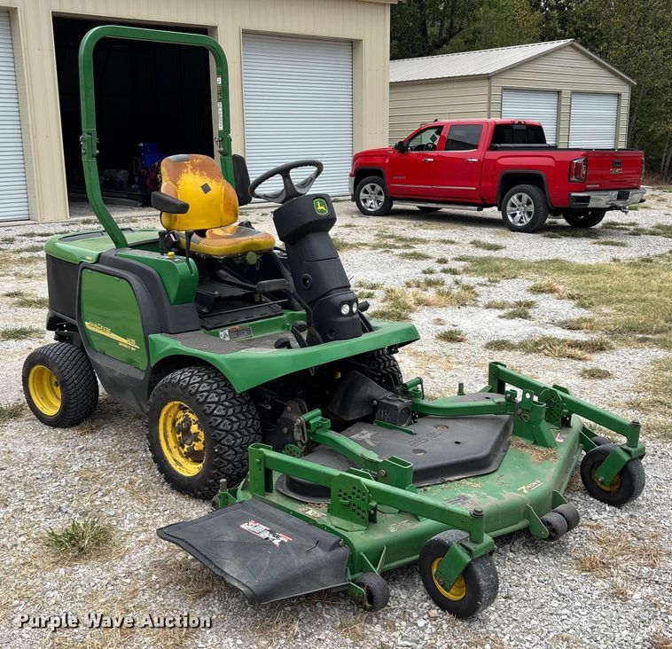 image for item EN5563 John Deere 1435 Series II 4WD lawn mower