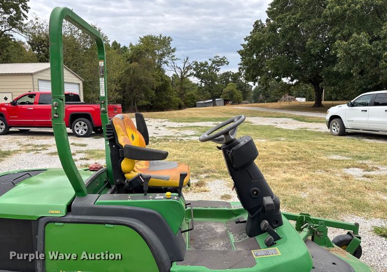 image for item EN5563 John Deere 1435 Series II 4WD lawn mower