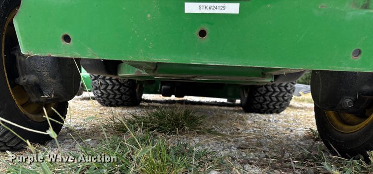 image for item EN5563 John Deere 1435 Series II 4WD lawn mower